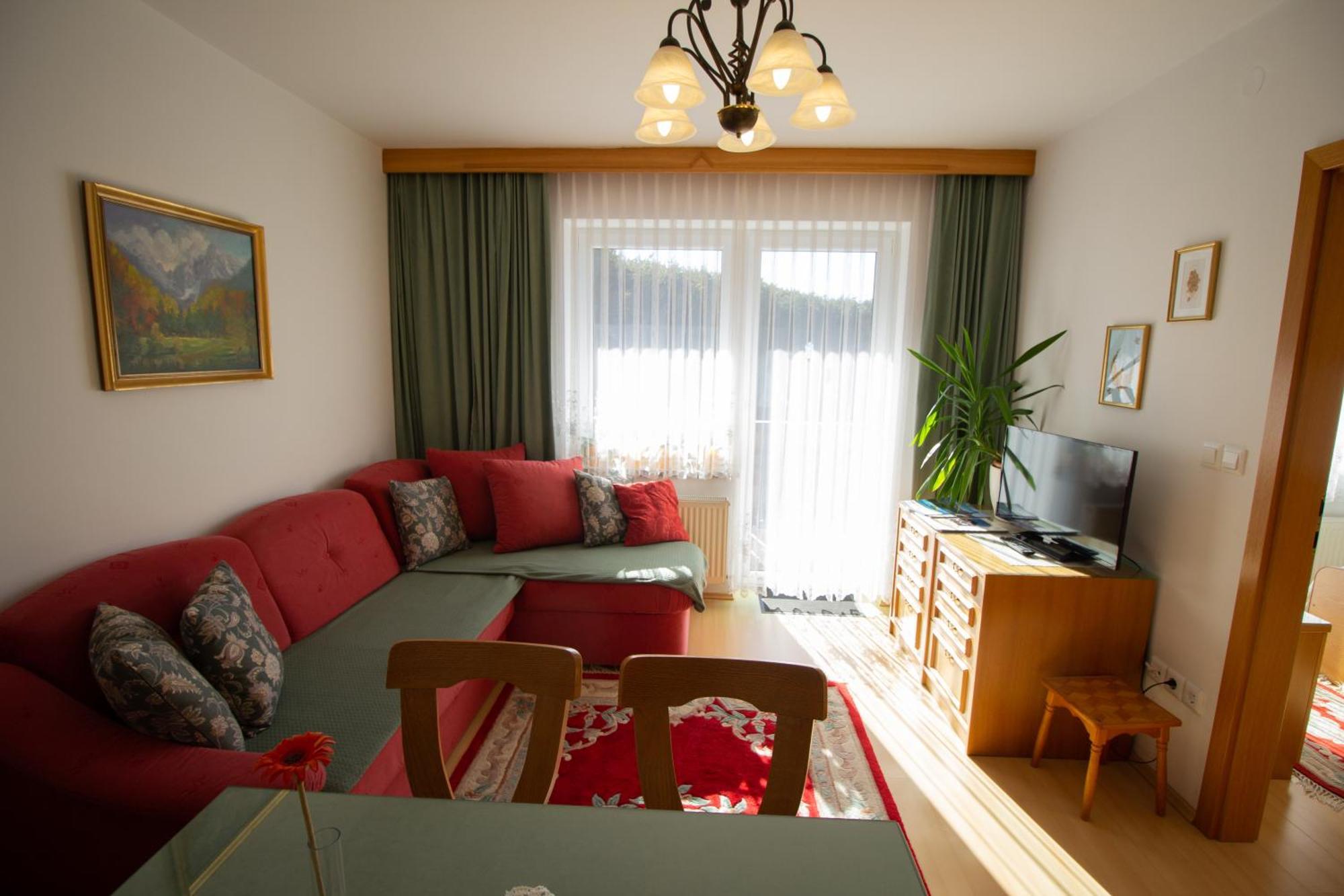 Garden Apartments Jansa Radovljica Phòng bức ảnh