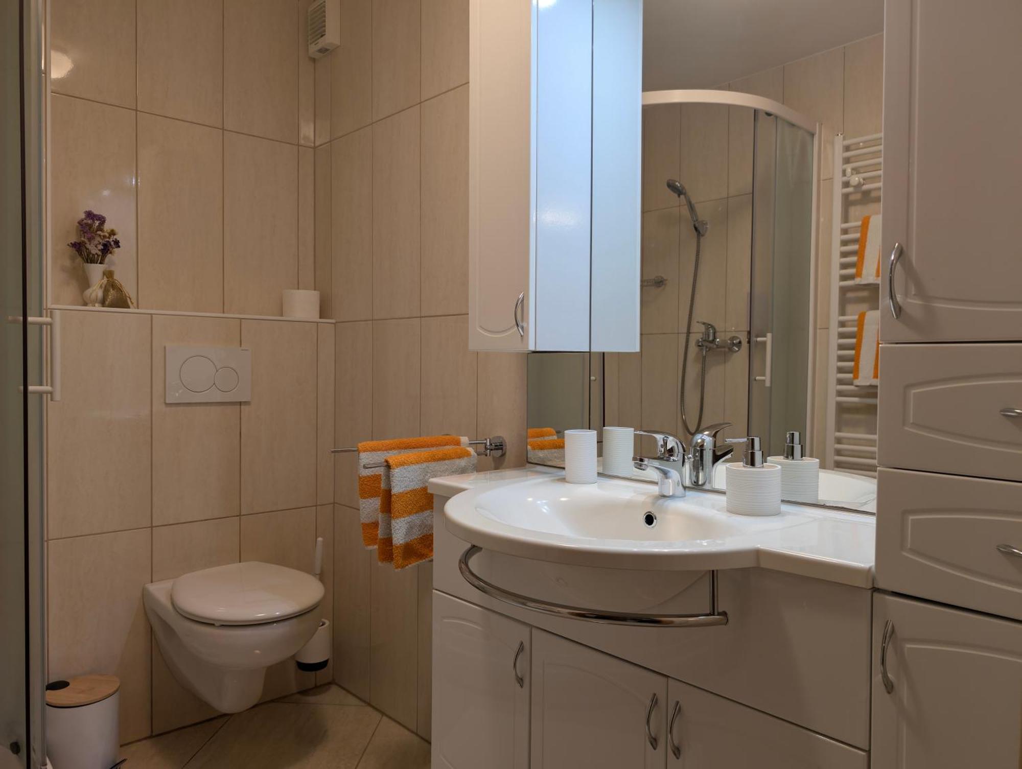 Garden Apartments Jansa Radovljica Phòng bức ảnh